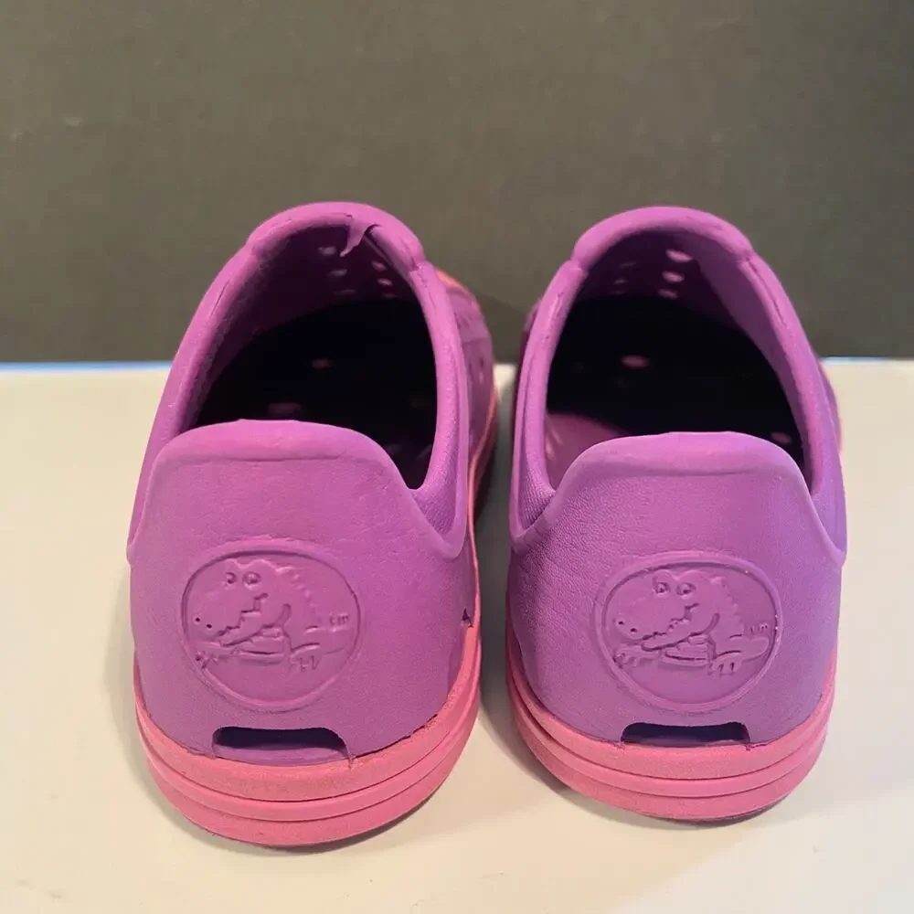 Croc Sneakers Bump It Slip On Purple water shoes Girls Size 8C